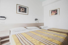 Hotel Diana